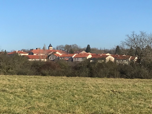 Venez découvrir le Village de Mey!